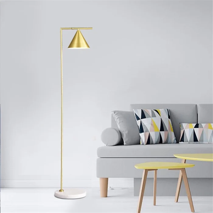 Lampadaire design or suspendu abat jour conique