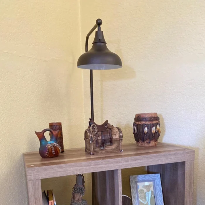Lampadaire vintage, style rétro en bois et fer